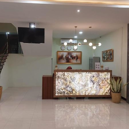 T Hotel Kualanamu Lubukpakam Kültér fotó