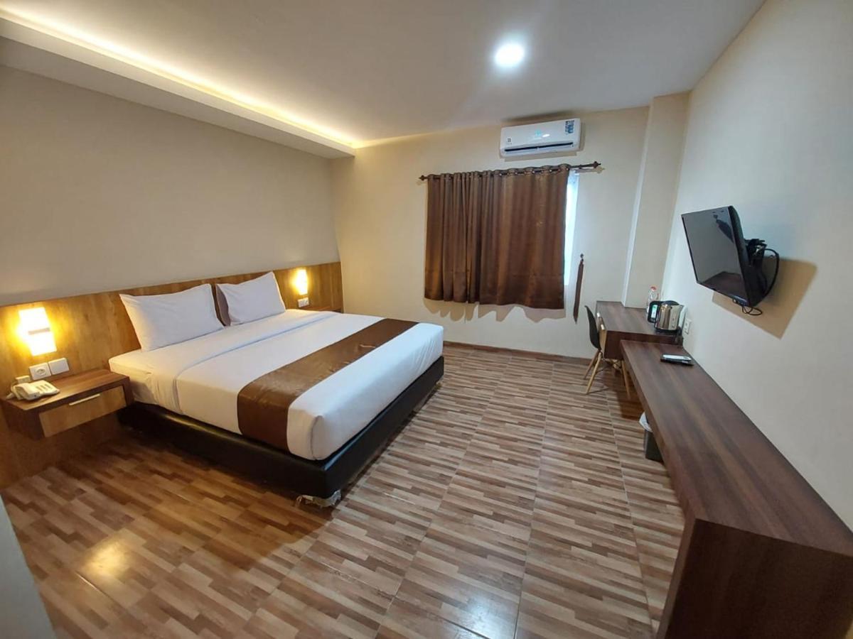 T Hotel Kualanamu Lubukpakam Kültér fotó